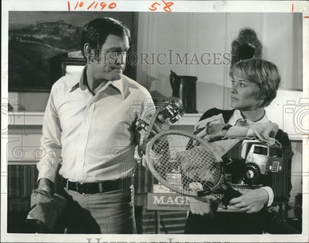 1974 Press Photo Earl Holliman in "Love You, Goodbye" - Historic Images