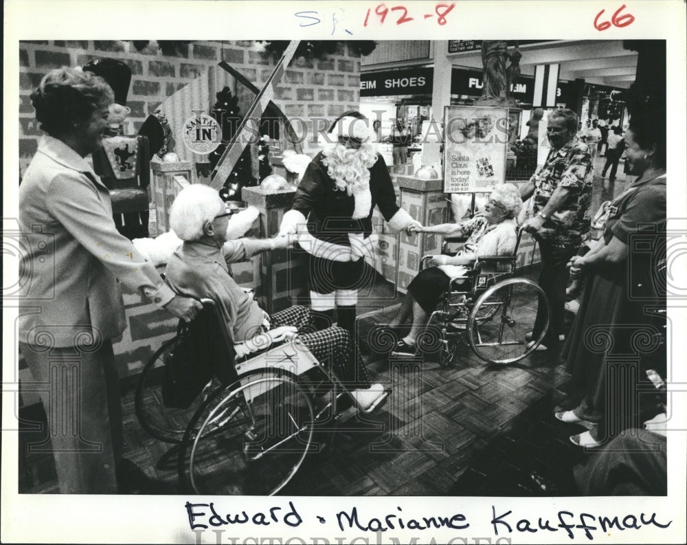 1980Press Photo more than 25 wheelchair bound resident of Sunset point nursing - Historic Images