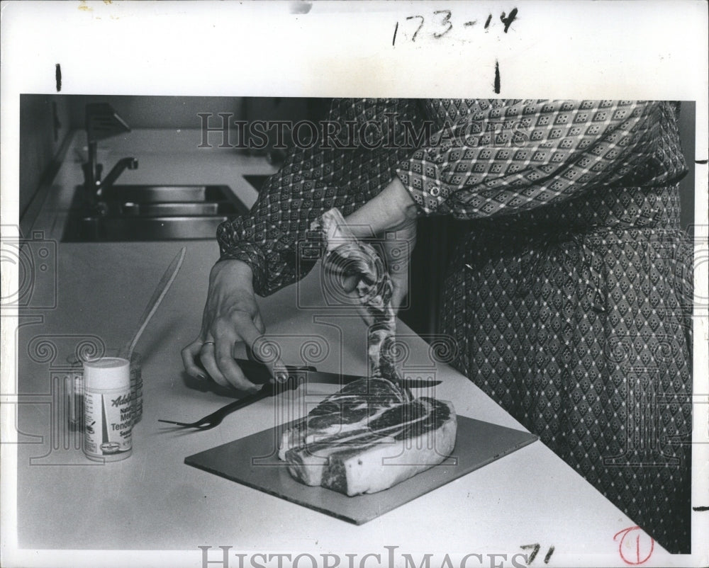 1979 Press Photo outer bone removed from the edge on Chuck Blade Roast. - Historic Images