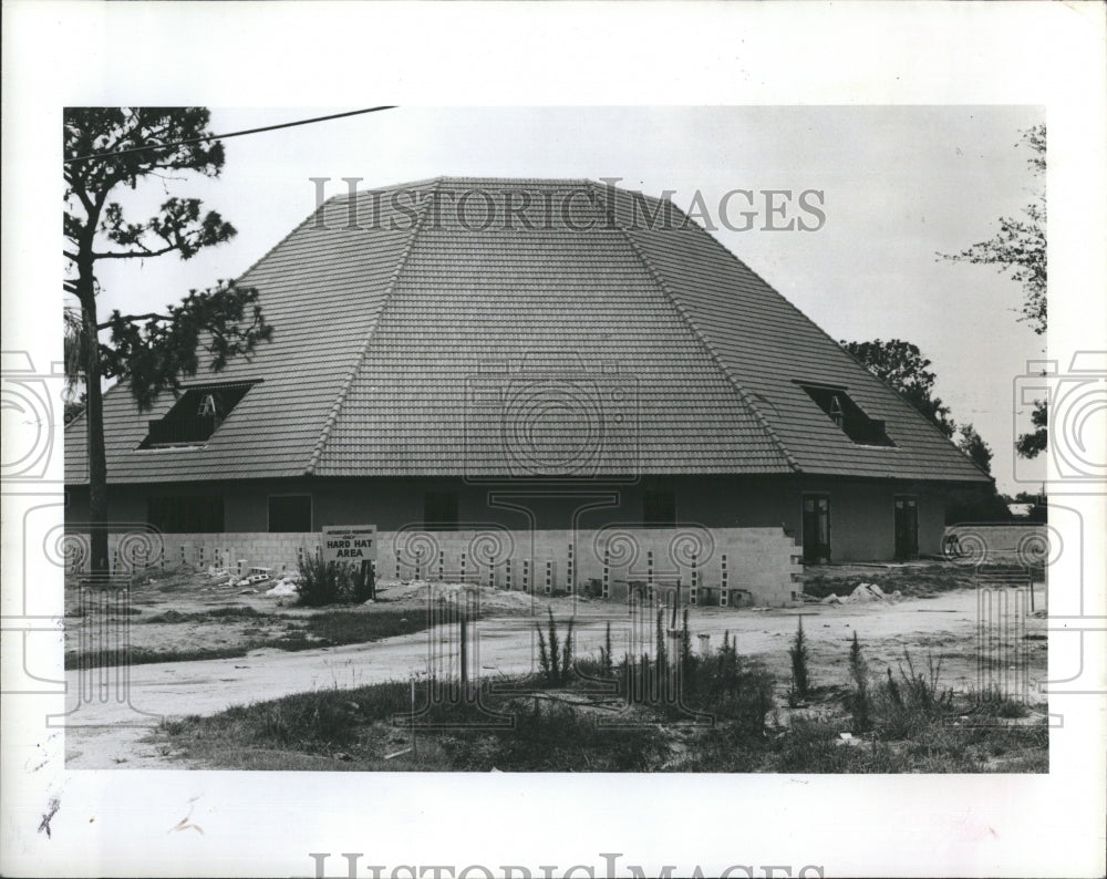 1983 Press Photo Unitarian Church - Historic Images