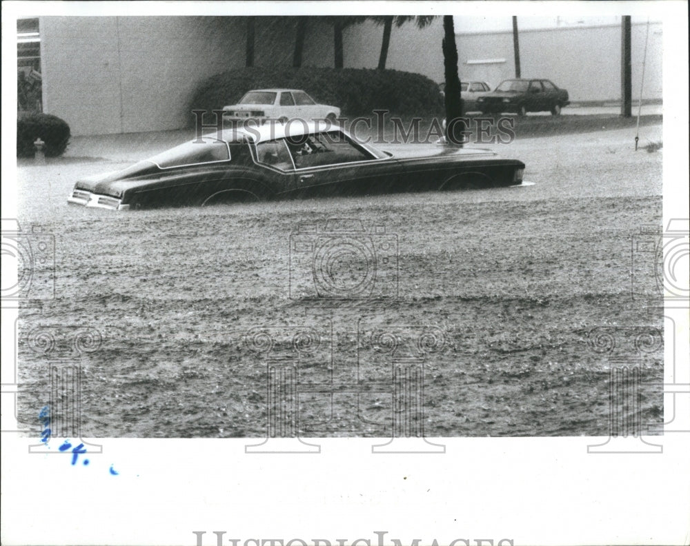 1988 Press Photo Flood in Pinellas County - Historic Images