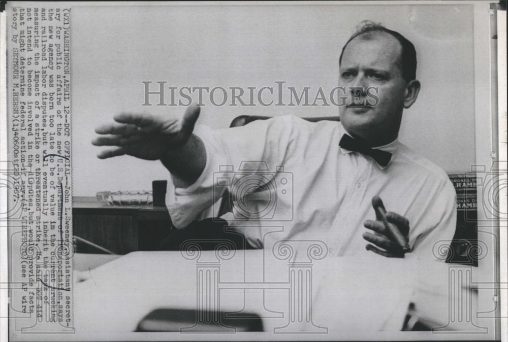 1967 Press Photo Asst. Sec. Public Affairs John L. Sweeney - RSH17023 - Historic Images