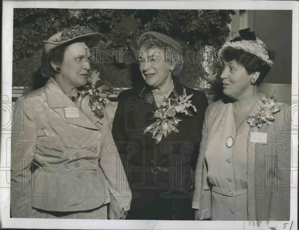 1951 Press Photo Mrs. French H. Craddock Mrs. Leonard Slosson Mrs. Chester M. - Historic Images