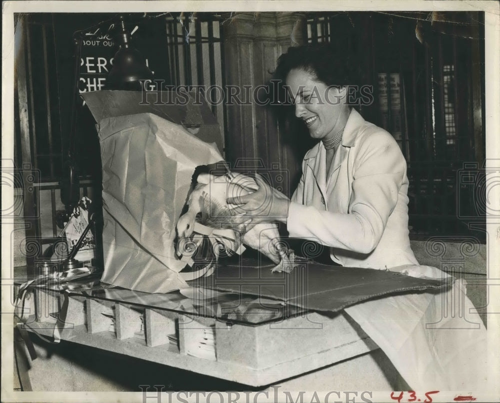 1950 Press Photo Martha Sullivan - Historic Images