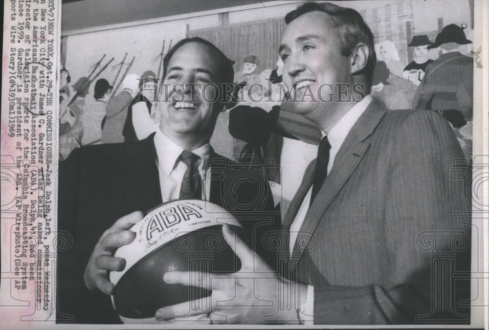1969 Press Photo ABA Basketball Commissioner Jack Dolph with James Gardner - Historic Images