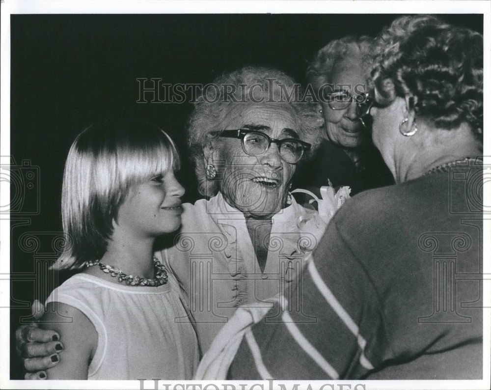 1983 Press Photo Winnie Dollinger Melissa Kuralt - Historic Images