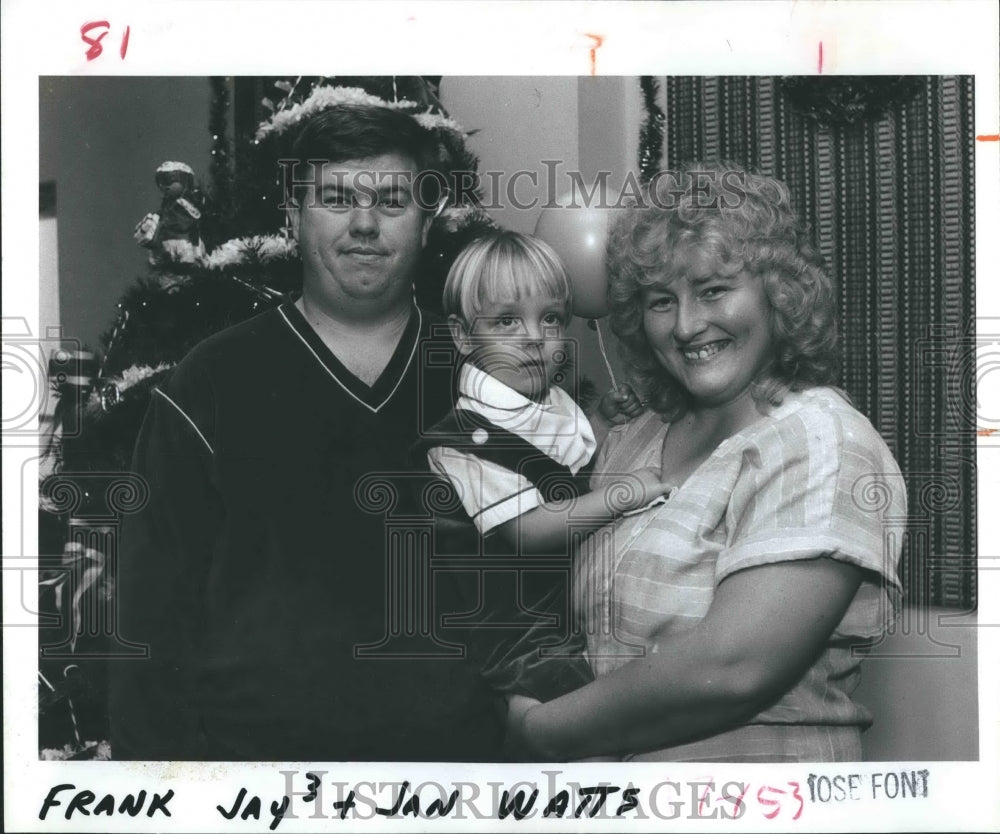 1984 Press Photo Frank Jan Watts With Adopted Son Jay - Historic Images