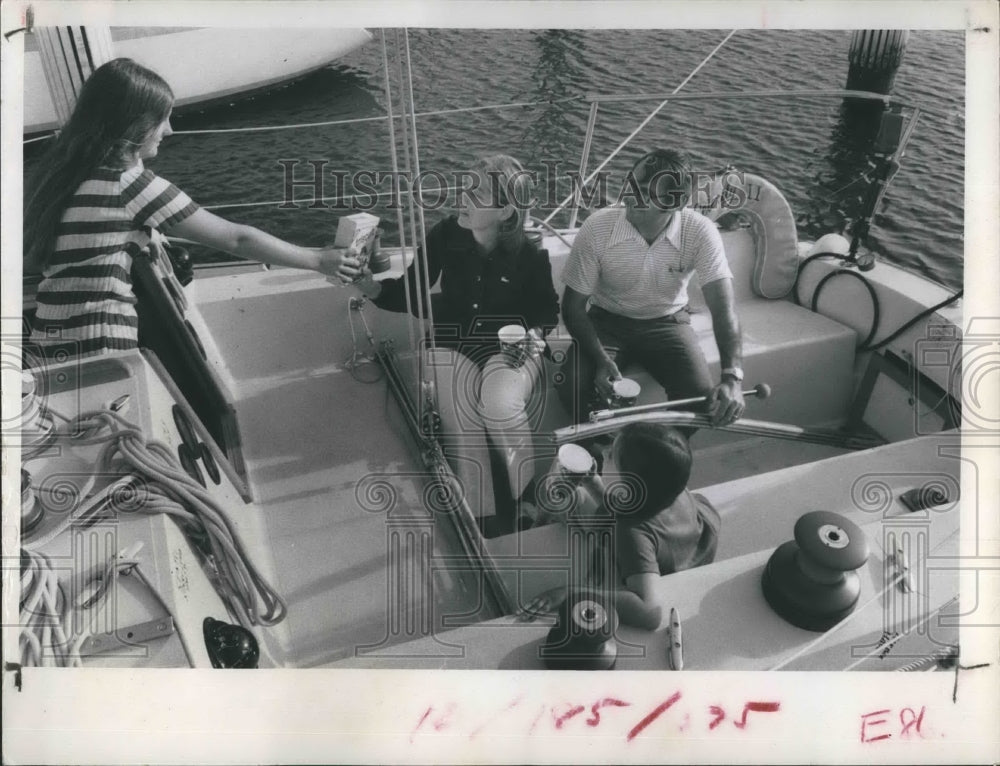 1972 Press Photo William R. Hough is pictured aboard the Celerity II. - Historic Images