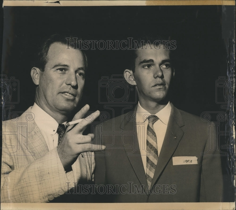 Press Photo Rep. Malory Horne with Warren McMullen of St. Petersburg Jr. College - Historic Images