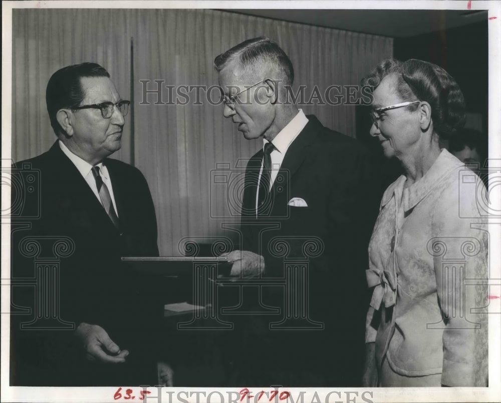 1966 Press Photo Virgil Dobson Park Superintendent Clearwater Florida - Historic Images