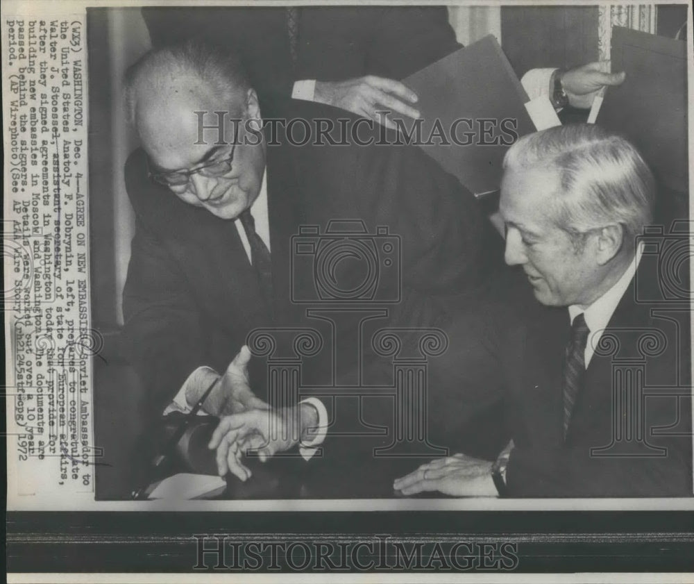 1972 Press Photo Soviet Amb. Anatoly F. Dobrynin with Walter J. Stoessel - Historic Images