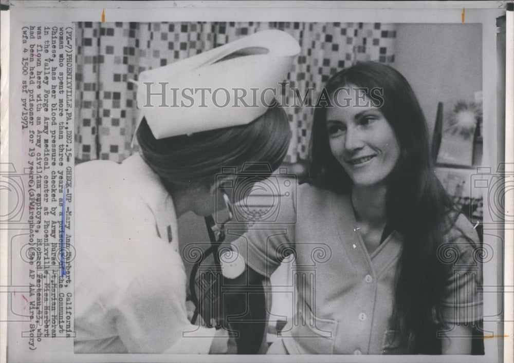 1971 Press Photo Mary Ann Herbert at Valley Forge Army Medical Center - Historic Images