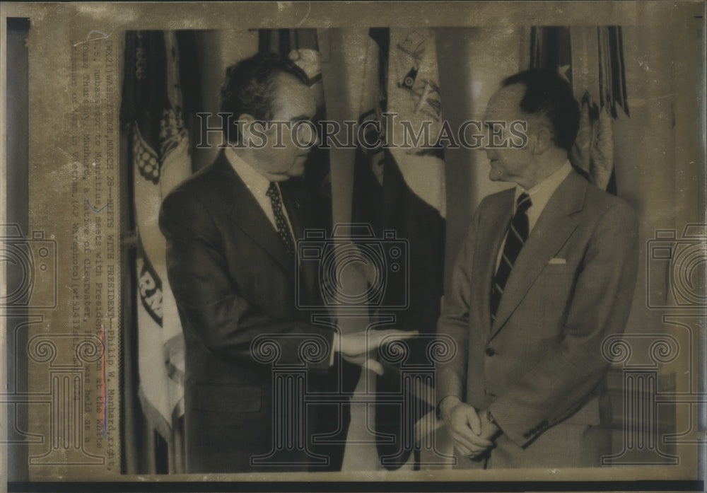 1974 Press Photo President Nixon And Philip W. Manhard Ambassador To Mauritius - Historic Images