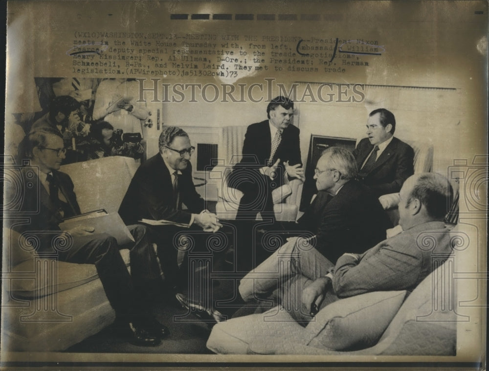 1973 Press Photo President Nixon Meets With William Pearce And Henry Kissinger - Historic Images