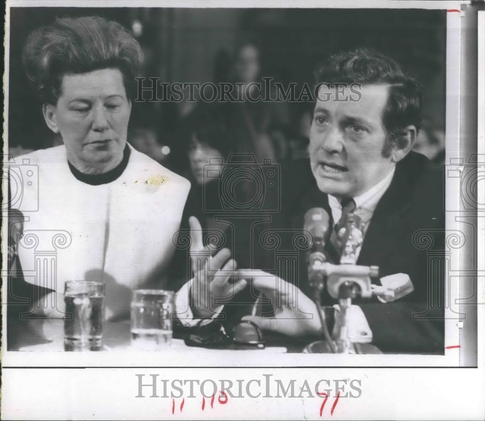 1970 Press Photo Minnie Pearl Appears Before Senate For Franchising - RSH18573 - Historic Images