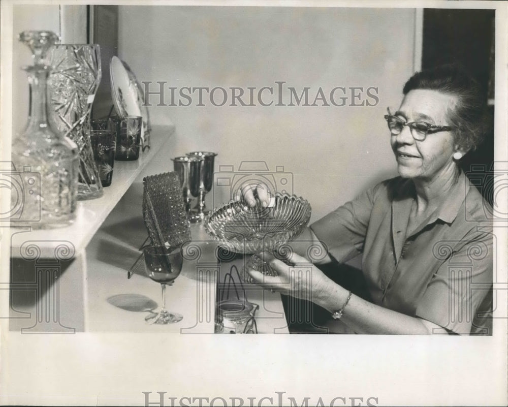 1968 Press Photo Mrs. E.A. Roberts - Historic Images