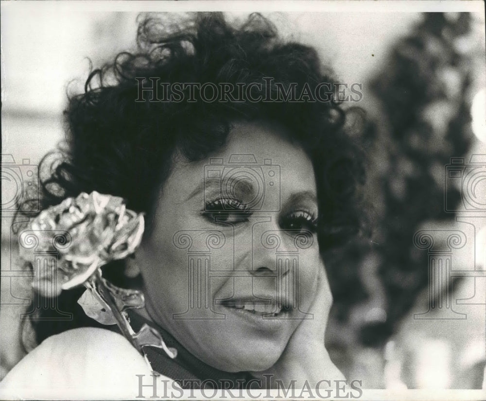 1975 Press Photo Actress Rita Moreno - Historic Images