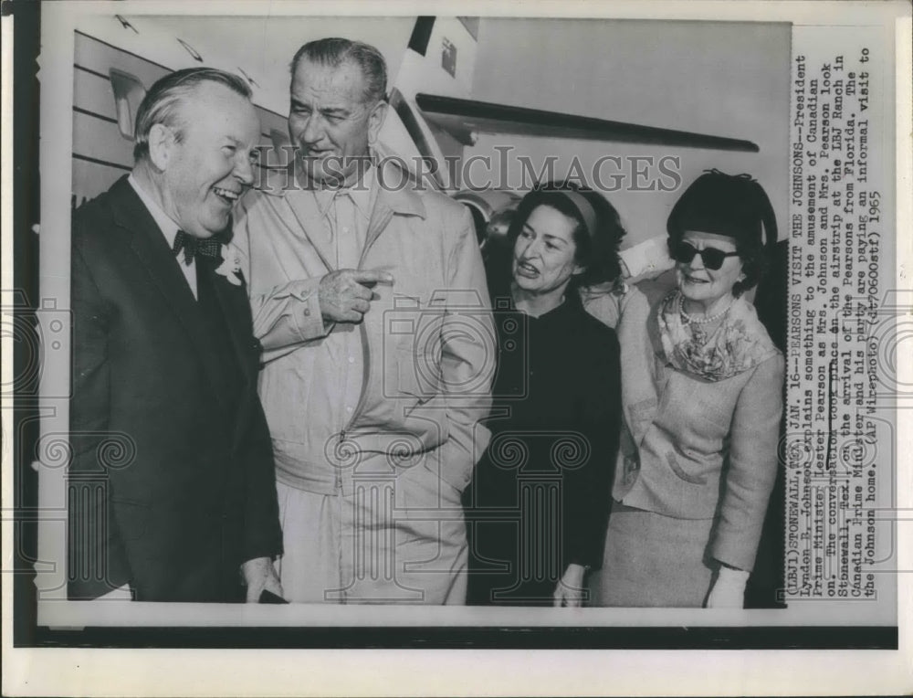 1965 Press Photo President Lyndon B. Johnson, Prime Minister Leaster Pearson - Historic Images