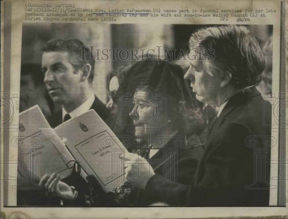 1972 Press Photo Mrs.Lester B. Pearson at the funeral of her husband with sons. - Historic Images