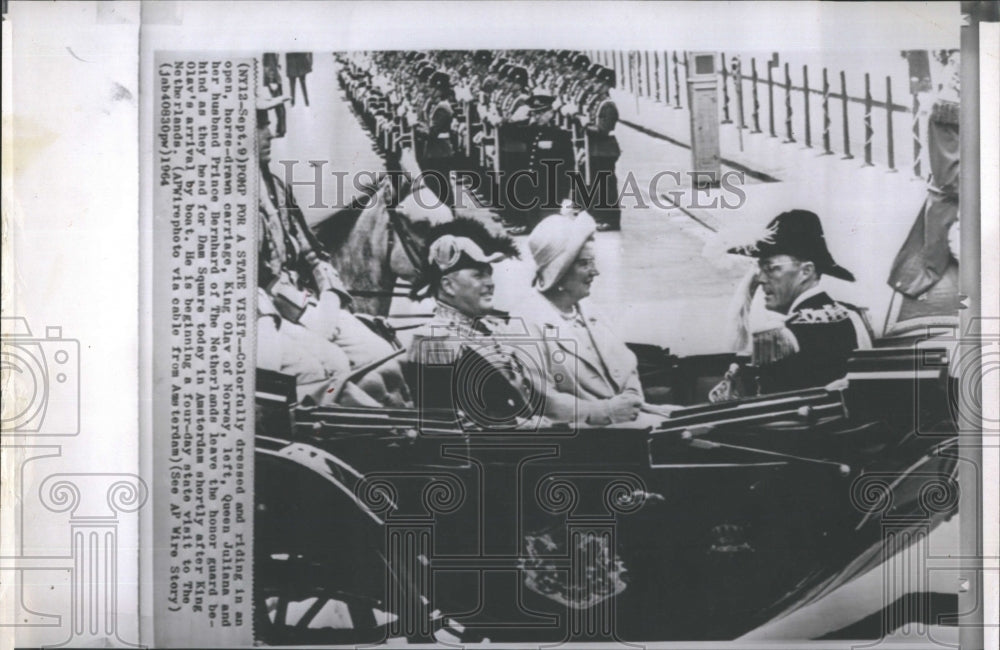 1964 Press Photo King Olav of Norway, and Queen Juliana and her husband Prince - Historic Images