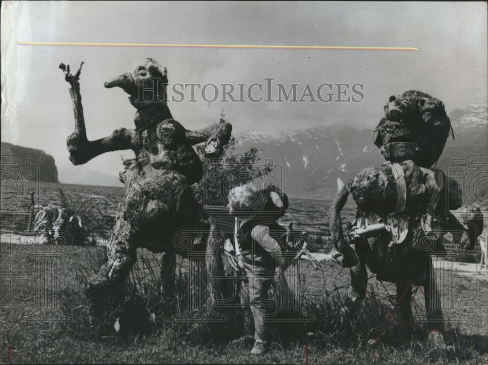 1972 Press Photo Norwegian Travel Trolls - Historic Images