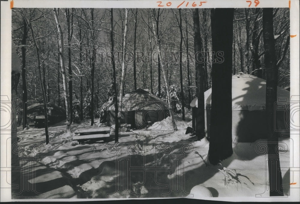 1975 Quaker boarding school-Historic Images