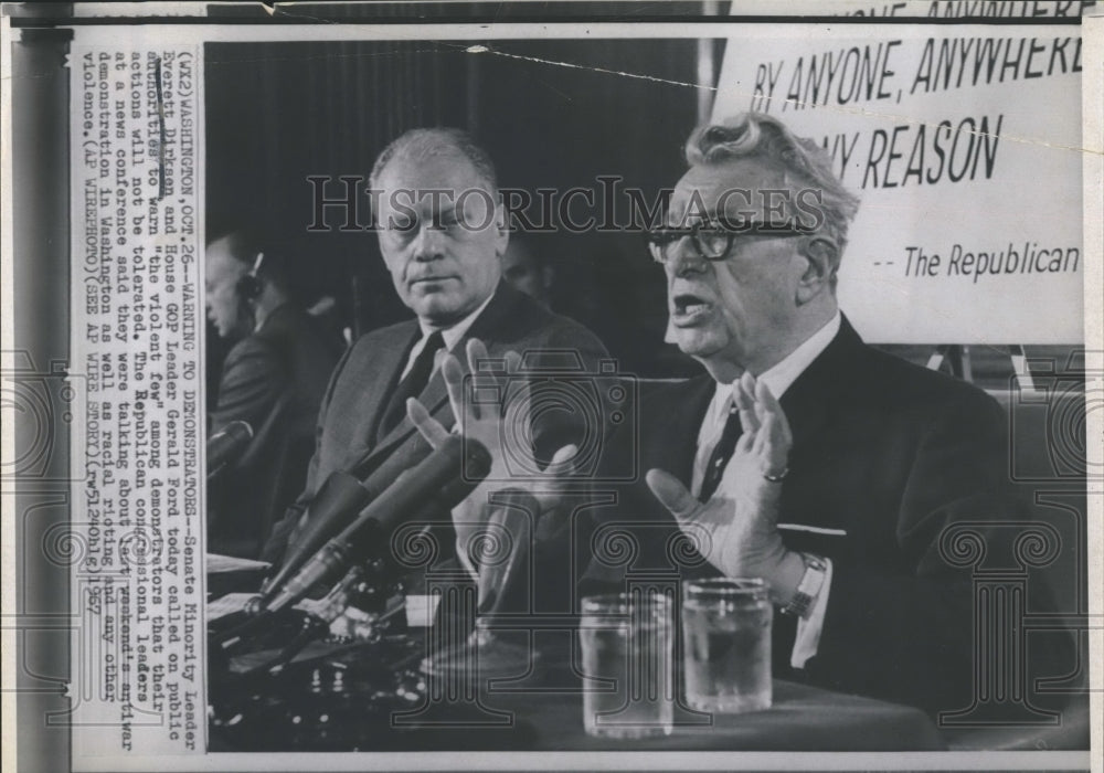 1967 Press Photo Senator Everett Dirksen on press conference. - Historic Images