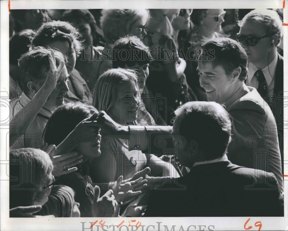 1976 Press Photo Vice Pesident candidate Sen.Robert Dole - Historic Images