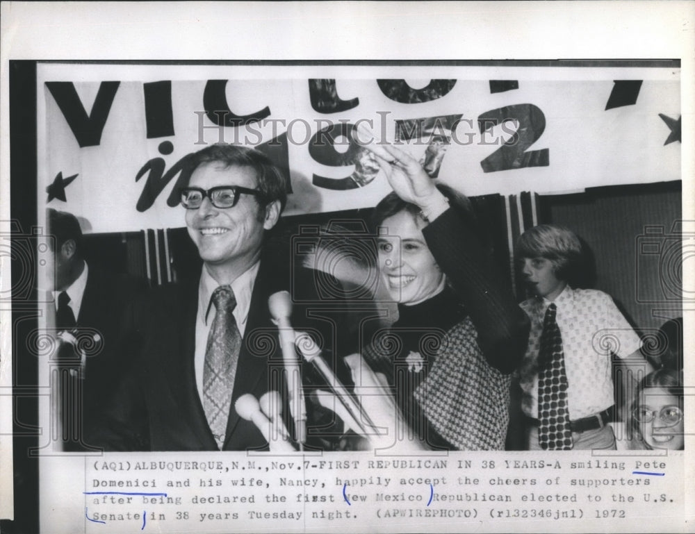 1972 Press Photo Pete Domenici Elected to Senate Wife Nancy - Historic Images