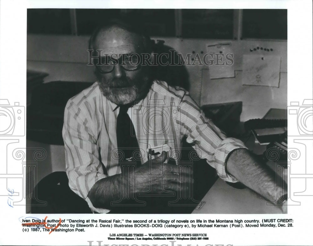 1987 Press Photo Ivan Doig Author DANCING AT THE RASCAL FAIR - RSH19885 - Historic Images