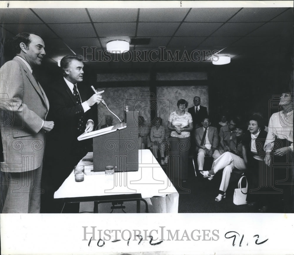 1978 Sen.Robert Dole during his campaign-Historic Images