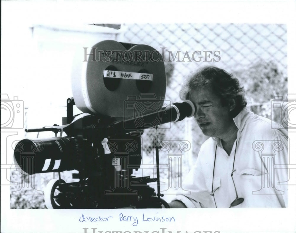 1988 Press Photo Barry Levinson American screenwriter, film director, actor. - Historic Images