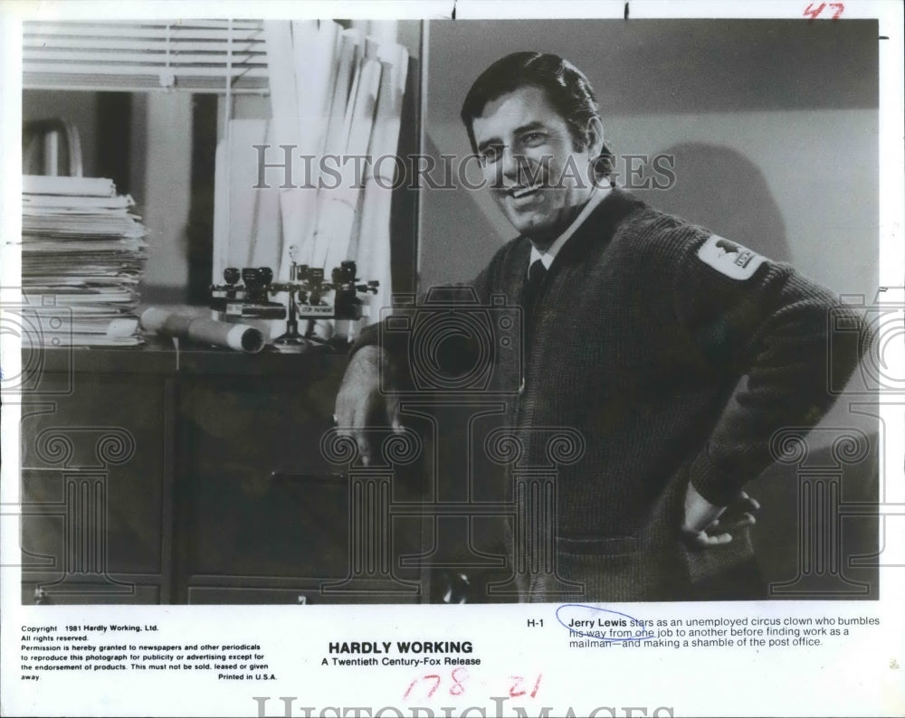 1981 Press Photo Jerry Lewis Actor Hardly Working - Historic Images