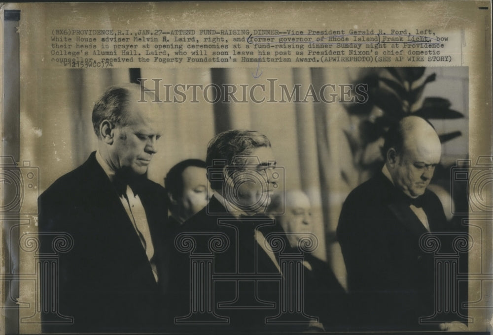 1974 Press Photo Vice President Gerald Ford(L) Melvin Laird(R)and Frank Licht bo - Historic Images