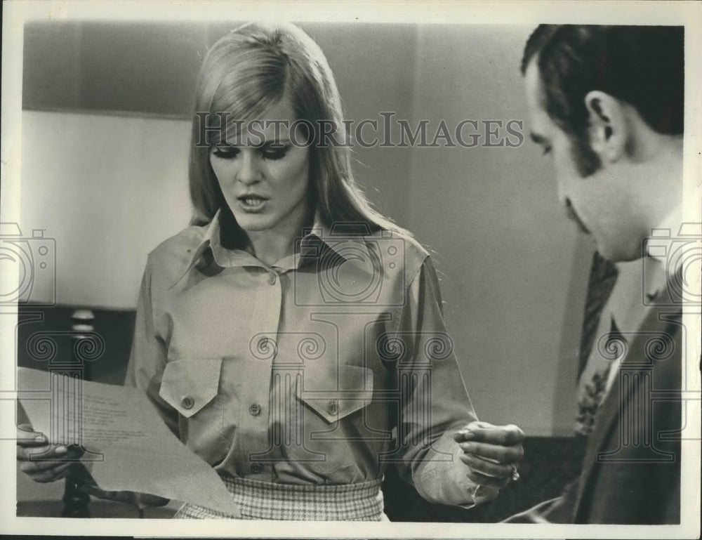 1968 Press Photo Gloria Loring Bruce Hart Actors The Singers - RSH20177 - Historic Images