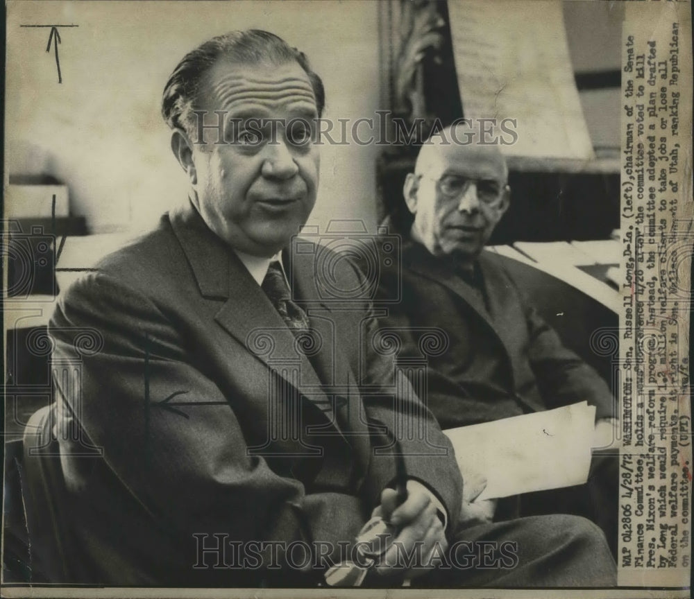 1972 Press Photo Sen.Rusell Long(L) and Sen.Wallace shows in the picture - Historic Images