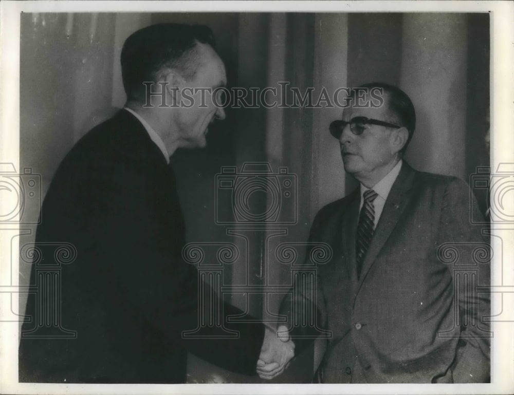 1964 Thomas C. Mann and Panamanian President Roberto Chirari-Historic Images