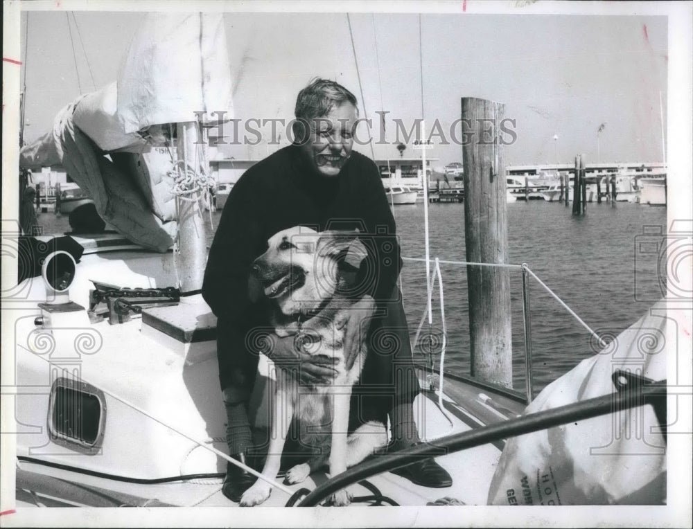 1967 Press Photo Robert Manry - Historic Images