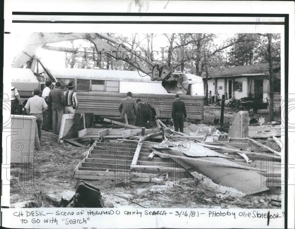 1981 Press Photo Scene of the Hernando Country Search. - Historic Images