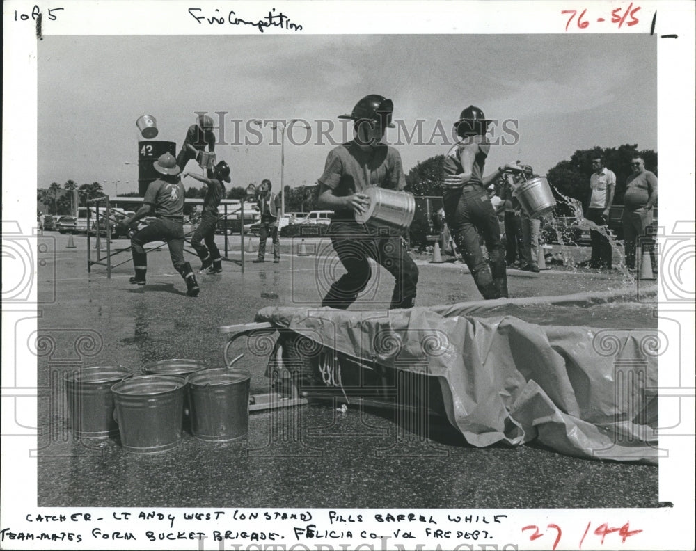 1982 Press Photo Firefighters Convention Competition Felicia County Florida - Historic Images