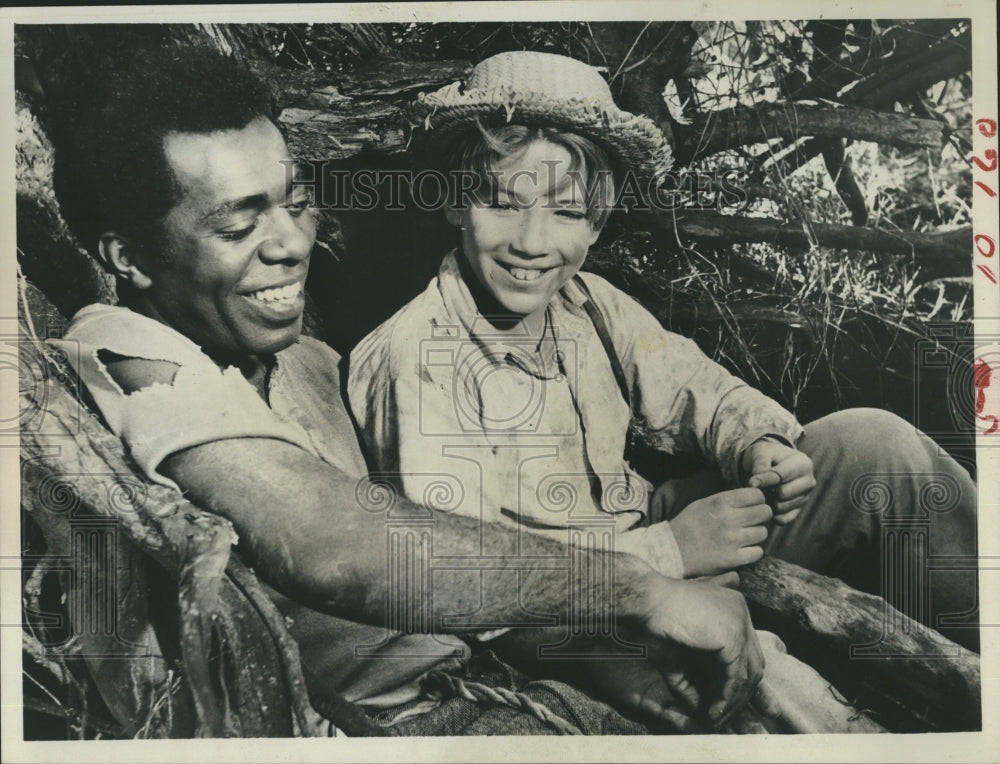 1967 Press Photo Lincoln Kilpatrick and Donnie Melvin - RSH21167 - Historic Images