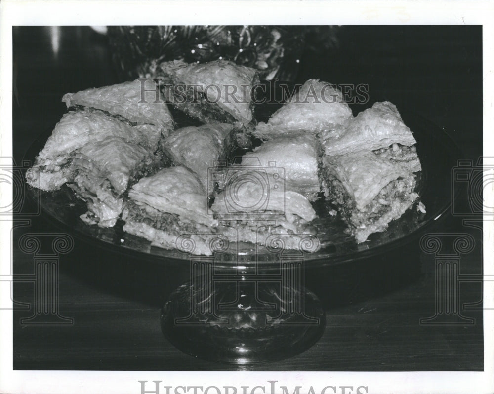 1983 Press Photo Baklava Greek Pastry at Epiphany Celebration - Historic Images