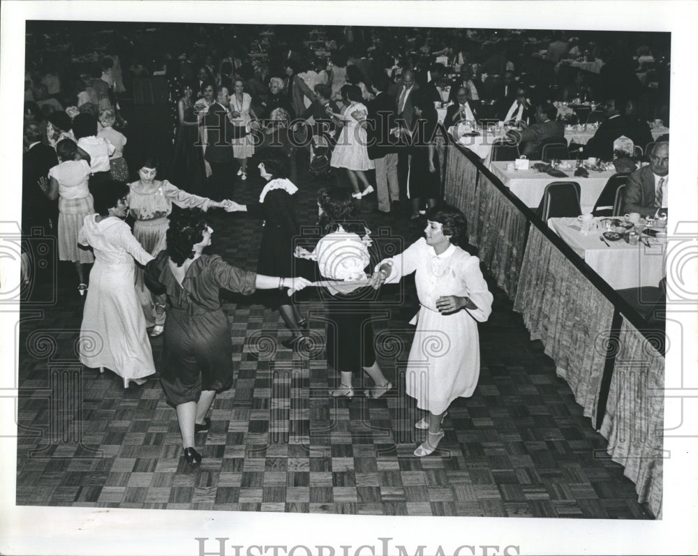 1982 Press Photo Dance at Greek Orthodox Church - RSH21345 - Historic Images