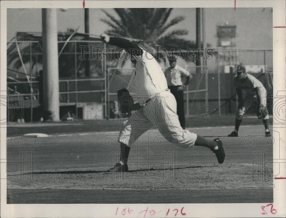 1972 Press Photo Johnny Vander Meer Major League Baseball pitcher. - Historic Images