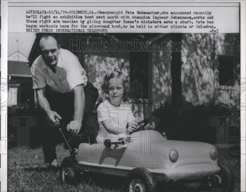 1959 Press Photo Heavyweight Pete Rademacher with daughter, Susan - Historic Images