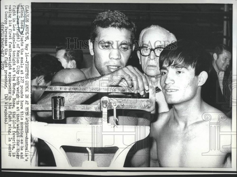 1970 Press Photo Lionel Rose At Weigh In Boxing - Historic Images