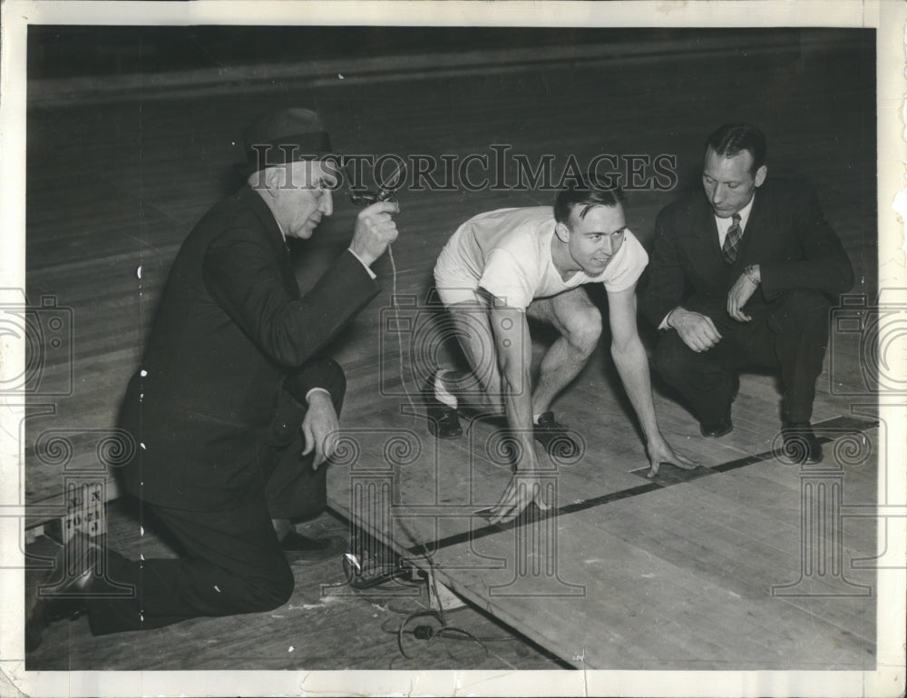 1939 Coach Robertson Charles Beltyner Runner-Historic Images