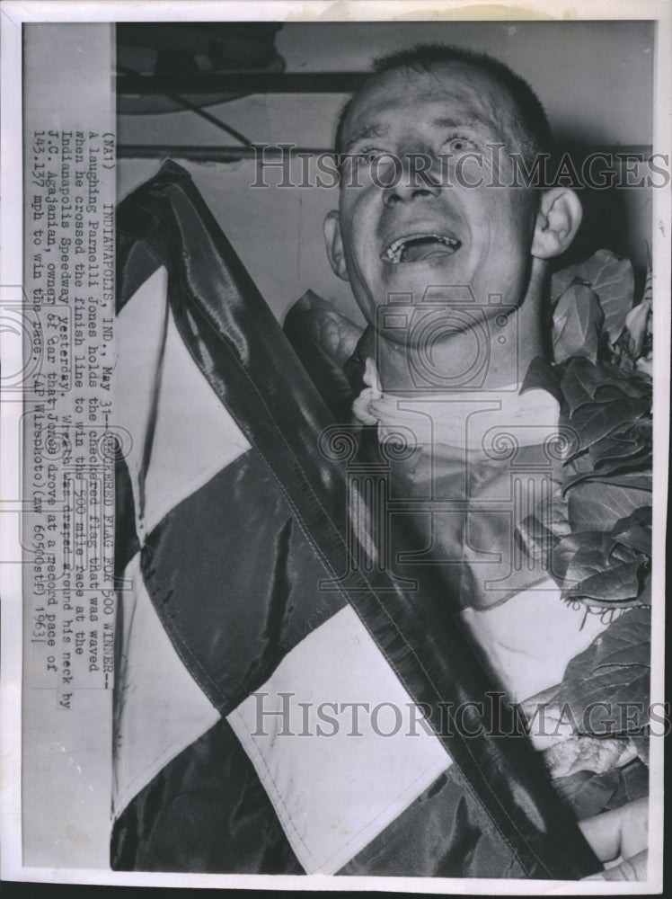 1963 Press Photo Parnelli Jones  win Indianapolis 500 - Historic Images