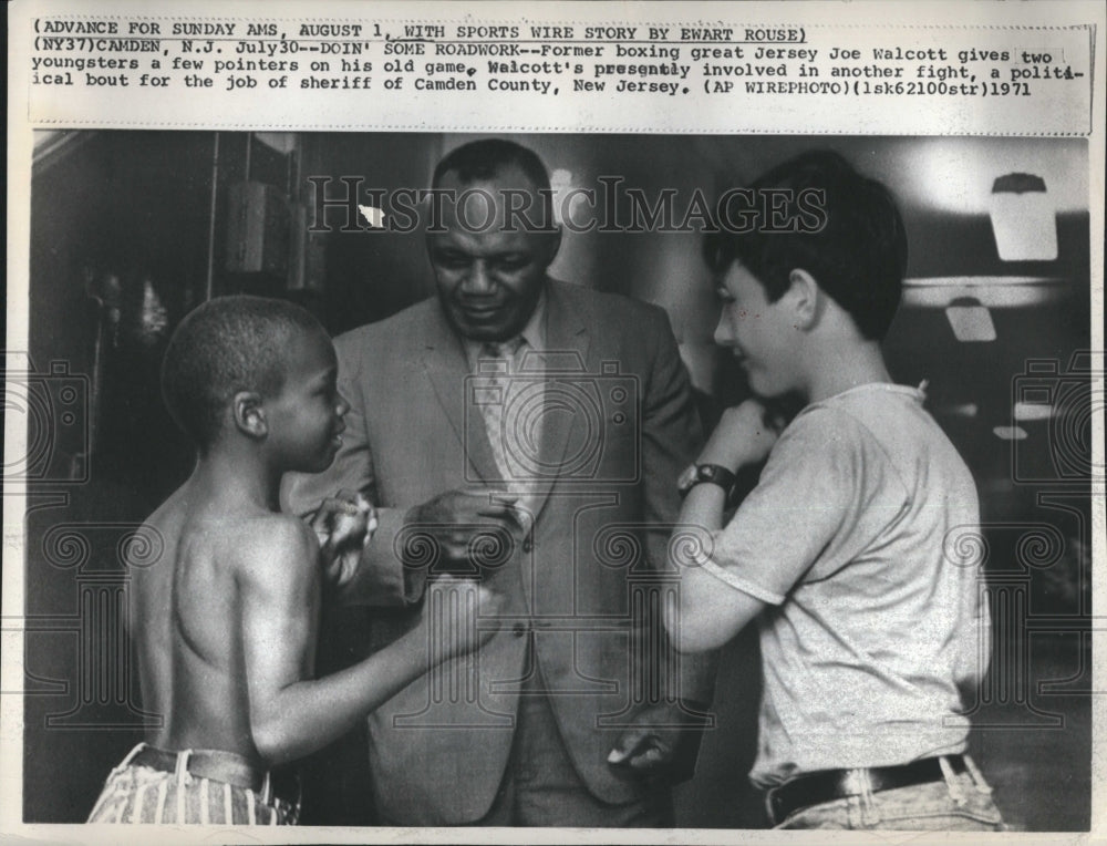 1971 Former Boxer Jersey Joe Walcott With Two Youngsters-Historic Images