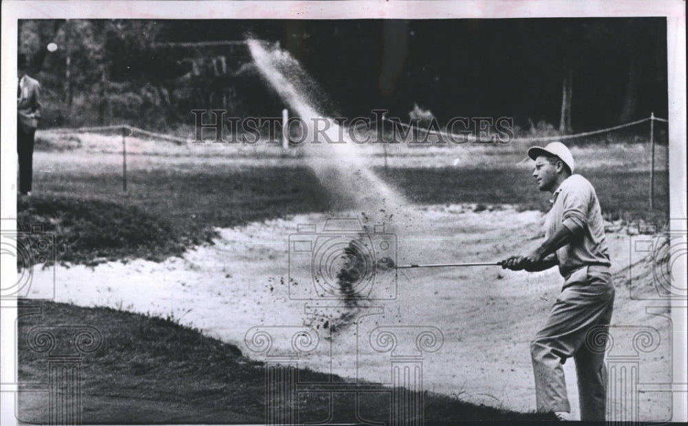 1961 Press Photo Billy Jo Patton explodes ball out of trap - RSH24425 - Historic Images